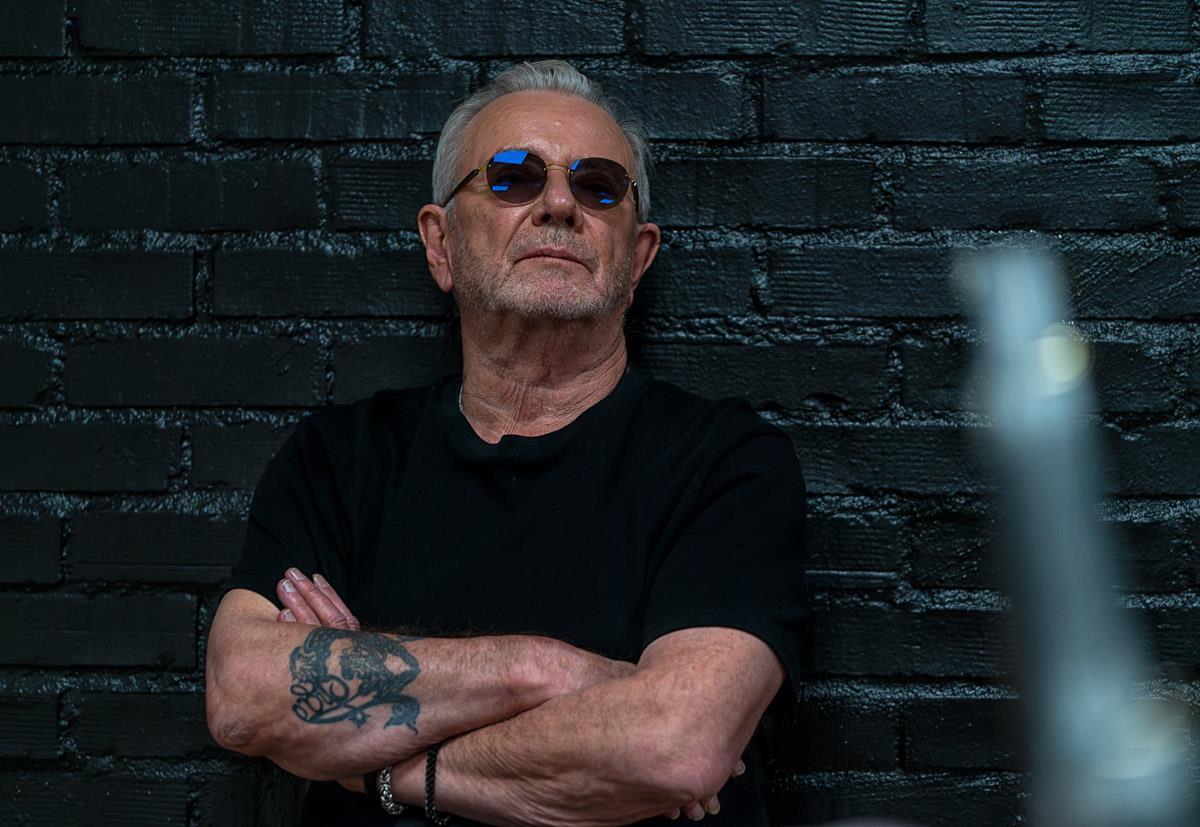 Åge Aleksandersen, Vidar Sandbeck og Regnbågåbrua Åmot kommune